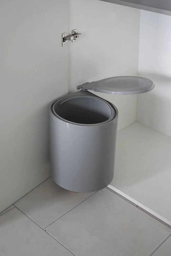 Poubelle cylindrique